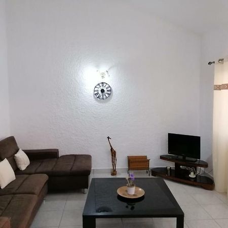 Residence Le Dattier, 2 Bedrooms Apartment, Flic-en-Flacq Exterior foto